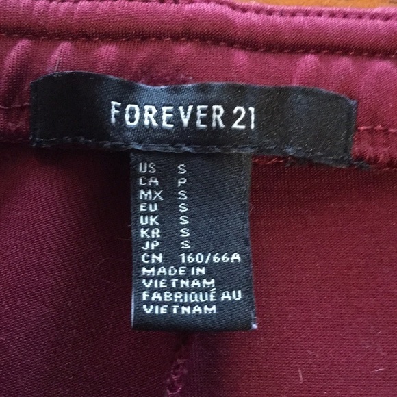 Forever 21 burgundy skater skirt. Size small. - Picture 3 of 3